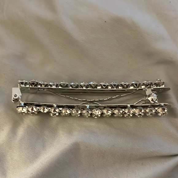 Diamond Studded Hair Clip - Picture 3 of 4
